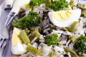 Brown rice, bean & egg salad