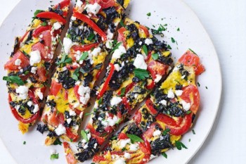 Capsicum, kale and feta frittata