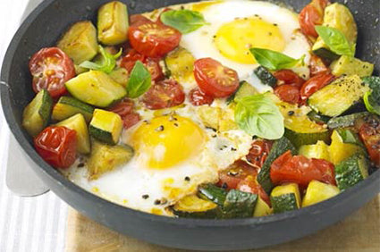 One-pan summer eggs