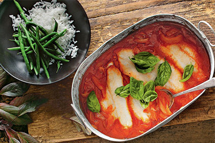 Tomato and onion baked fish