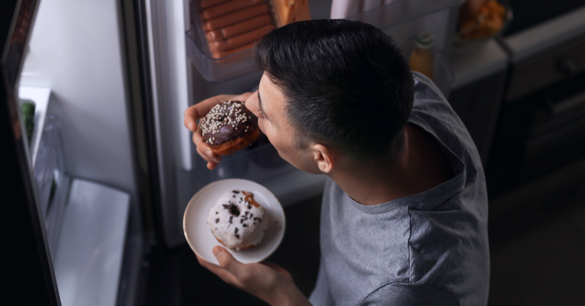 Does Eating Before Bedtime Cause Weight Gain?