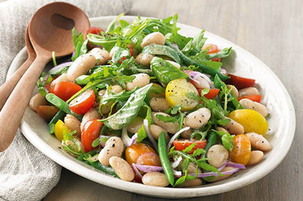Tomato and butter bean salad